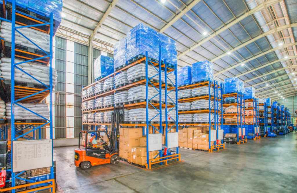 Industrial Evaporative Coolers: How to Choose the Right One to Control Workshop Temperature